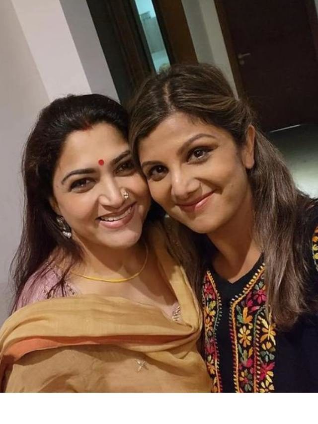 >చాలా ఏళ్ళ తర్వాత కలిసిన అలనాటి తారలు