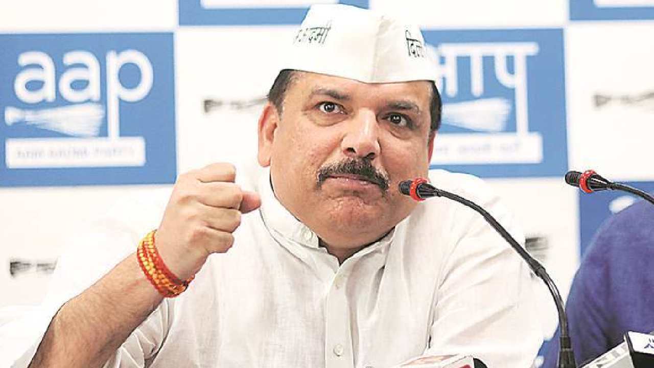 Aam Aadmi Party: బీజేపీలో చేరితే నలుగురు ఆప్ ఎమ్మెల్యేలకు రూ.20 కోట్ల చొప్పున ఇస్తామని మంతనాలు జరిపారు: ఎంపీ సంజయ్ సింగ్ Aam Aadmi Party: బీజేపీలో చేరితే నలుగురు ఆప్ ఎమ్మెల్యేలకు రూ.20 కోట్ల చొప్పున ఇస్తామని మంతనాలు జరిపారు: ఎంపీ సంజయ్ సింగ్