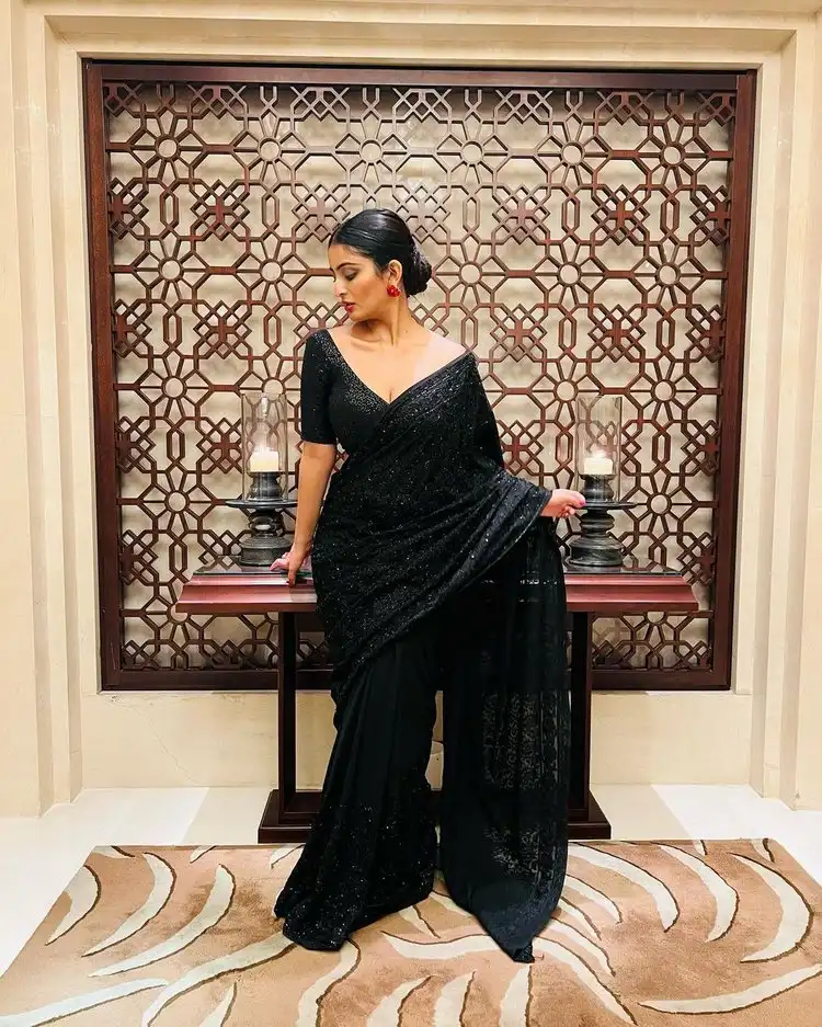 Ananya Nagalla Sizzles In Black Saree