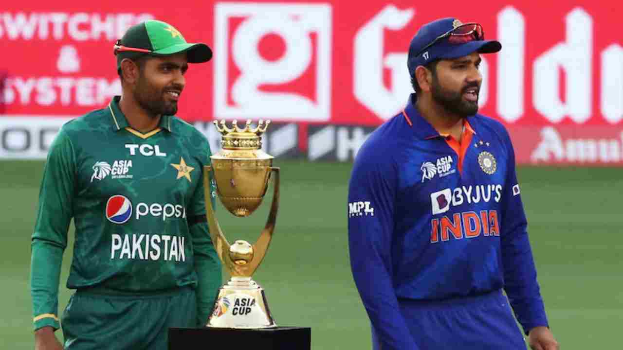 India Vs Pak Match: మరోసారి దాయాది జట్ల మధ్య పోరు.. సూపర్-4లో తలపడనున్న భారత్ – పాక్ జట్లు.. ఎప్పుడంటే? India Vs Pak Match: మరోసారి దాయాది జట్ల మధ్య పోరు.. సూపర్-4లో తలపడనున్న భారత్ – పాక్ జట్లు.. ఎప్పుడంటే?