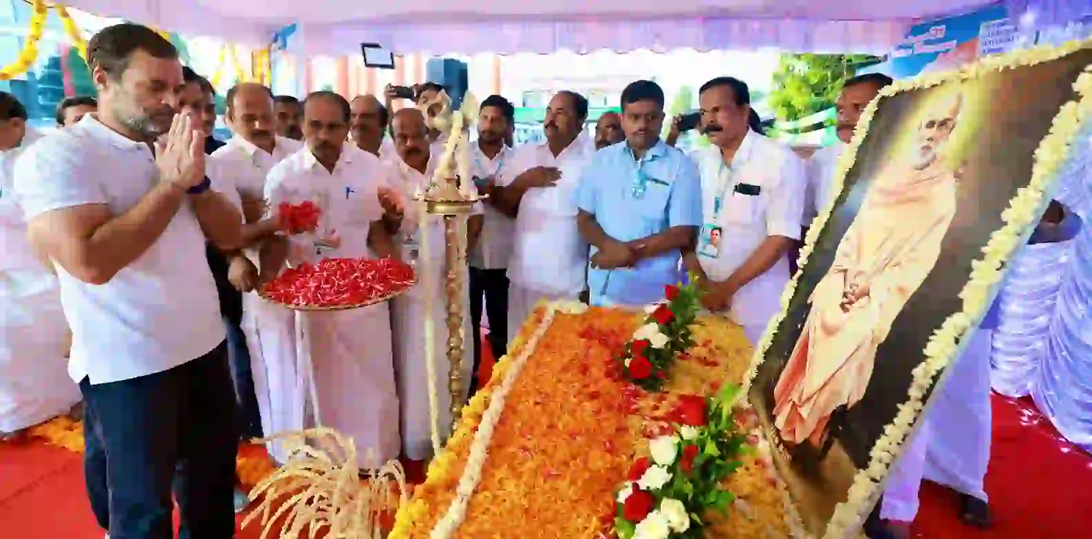 Bharat Jodo Yatra enters 14th day (1)