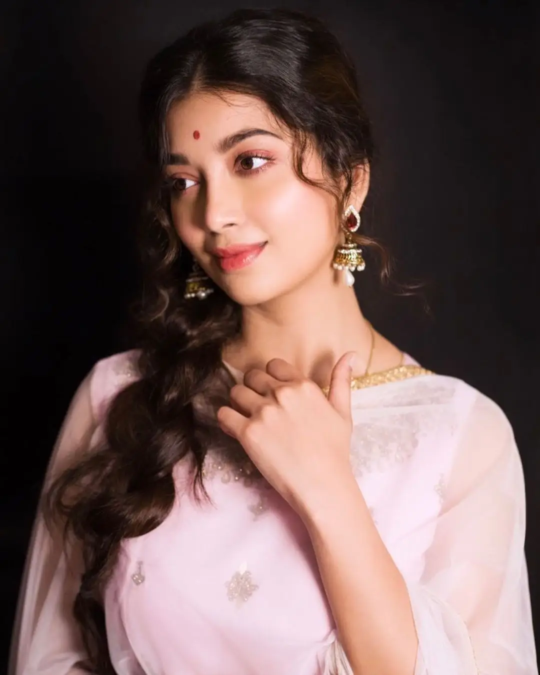 Digangana Suryavanshi Mesmerizes With Her Cute Smile