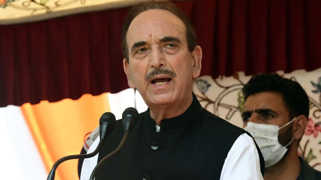Ghulam Nabi Azad: కాంగ్రెస్కు నా రక్తం ఇచ్చాను.. కానీ, నన్ను మర్చిపోయింది: గులాంనబీ ఆజాద్ Ghulam Nabi Azad: కాంగ్రెస్కు నా రక్తం ఇచ్చాను.. కానీ, నన్ను మర్చిపోయింది: గులాంనబీ ఆజాద్