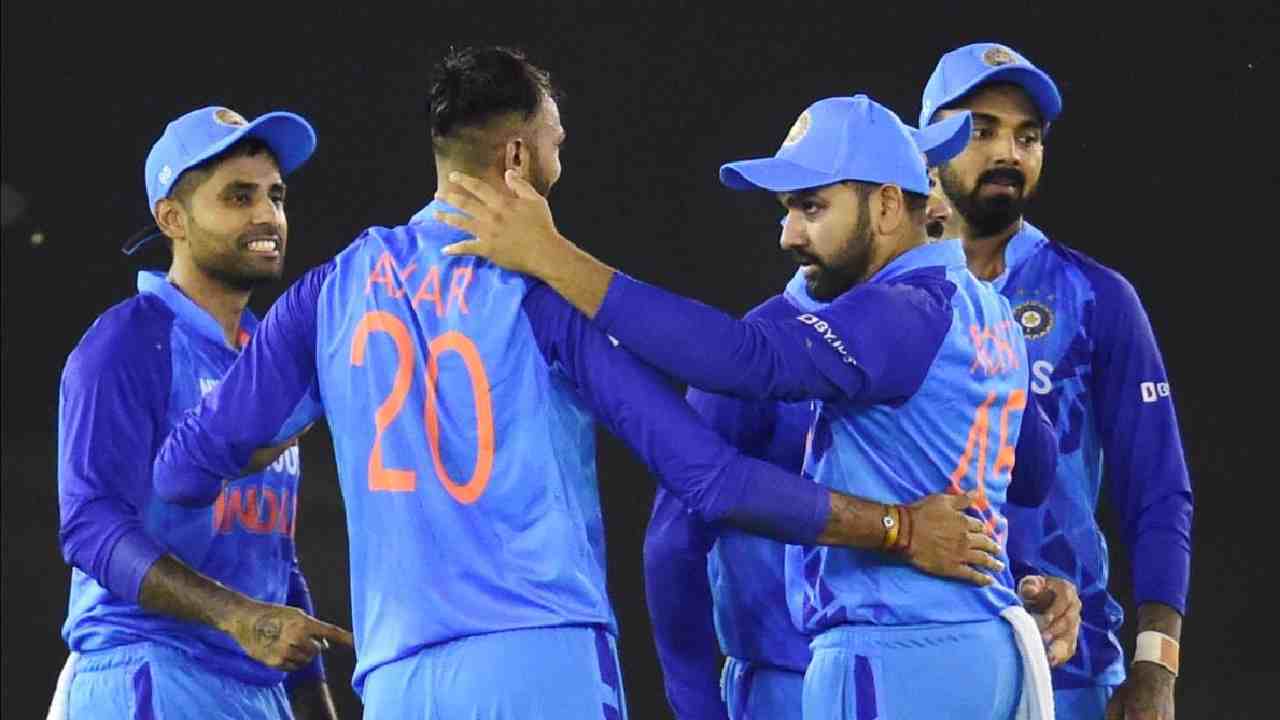 IND vs AUS: నేడు ఆస్ట్రేలియాతో భారత్ రెండో టీ20.. సిరీస్ గెలవాలంటే నెగ్గాల్సిందే IND vs AUS: నేడు ఆస్ట్రేలియాతో భారత్ రెండో టీ20.. సిరీస్ గెలవాలంటే నెగ్గాల్సిందే