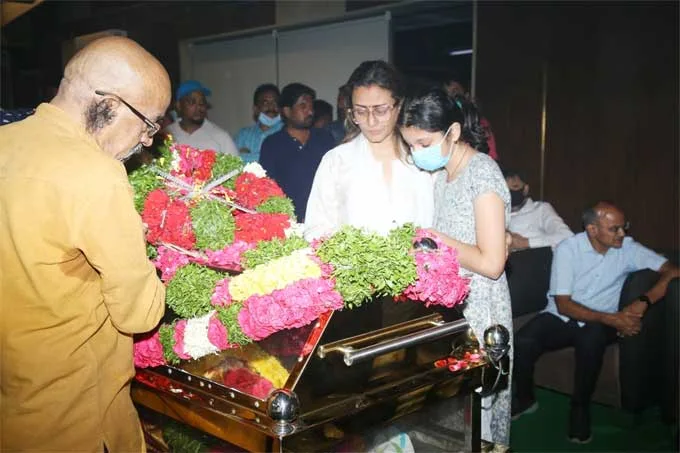 Mahesh Babu Mother Indira Devi Condolences Photos