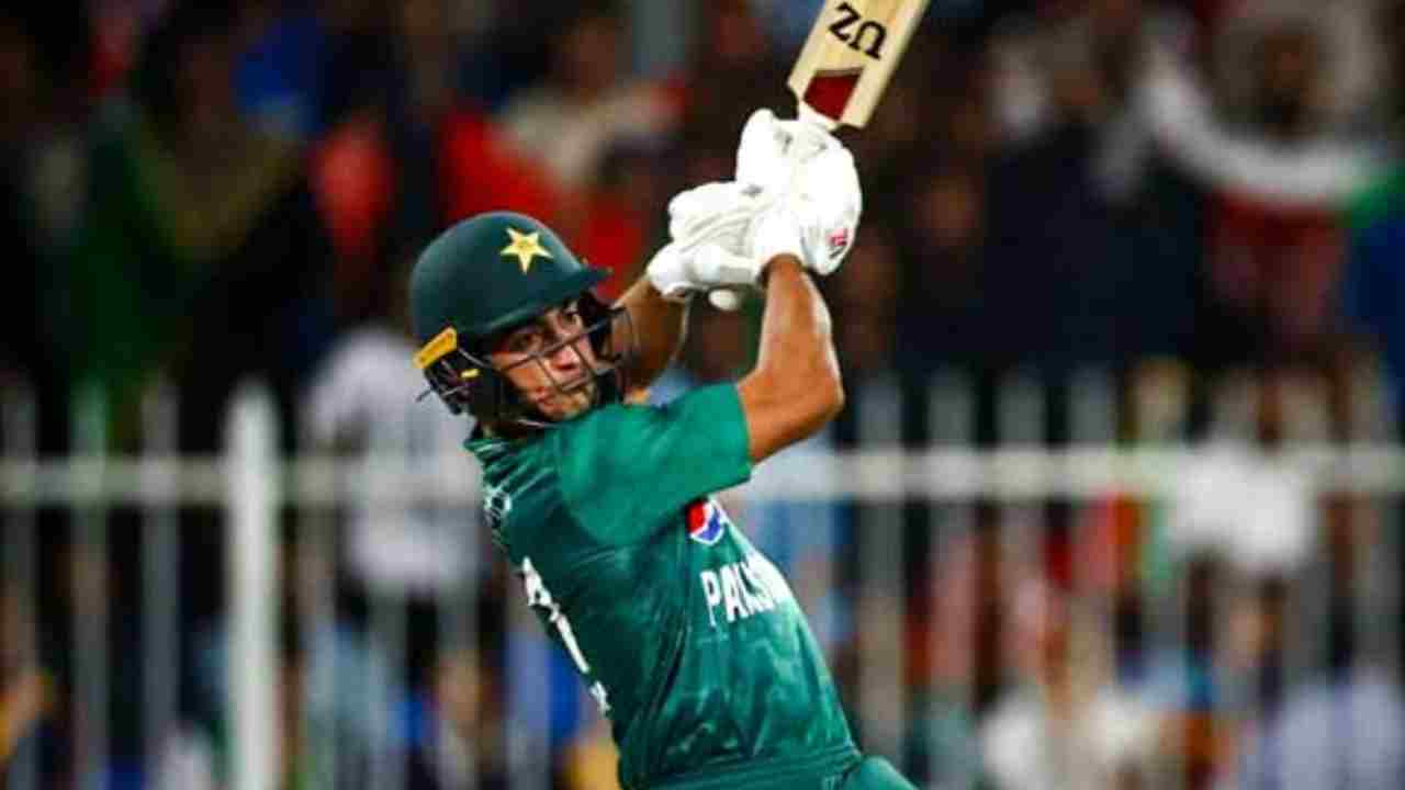 Pakistan cricketer Naseem Shah: ఆ డబ్బులో సగం వారికే.. మంచి పనికోసం బ్యాట్ను వేలంకు పెట్టిన పాక్ యువ క్రికెటర్.. Pakistan cricketer Naseem Shah: ఆ డబ్బులో సగం వారికే.. మంచి పనికోసం బ్యాట్ను వేలంకు పెట్టిన పాక్ యువ క్రికెటర్..