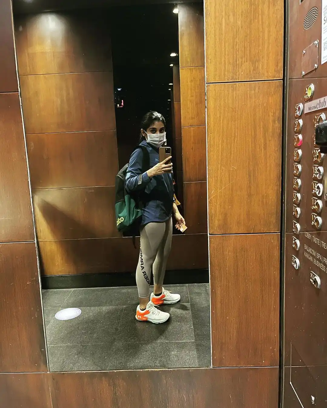 Nivetha Thomas Special Mirror Selfies
