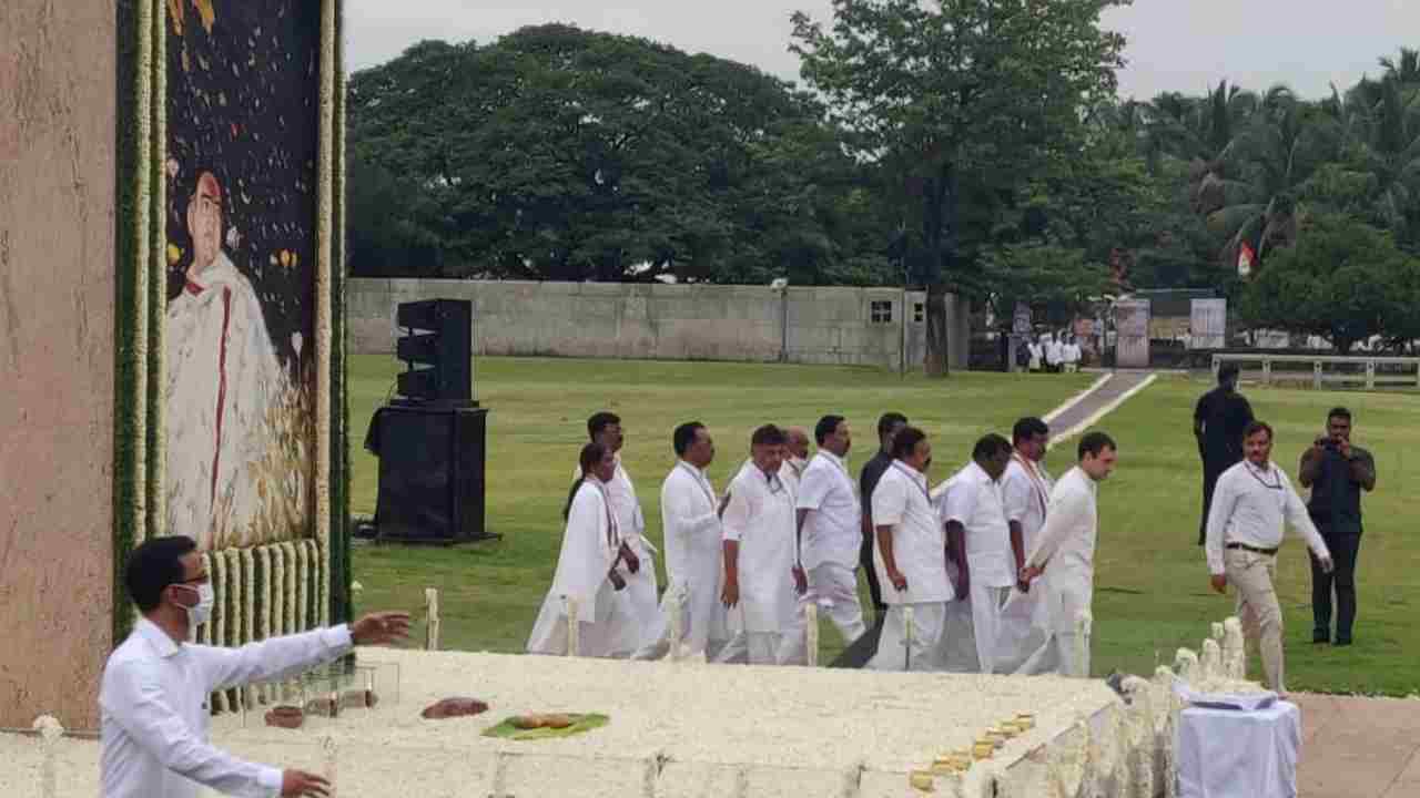 Rahul Gandhi pays homage at his father, former Prime Minister Rajiv Gandhi's memorial in Sriperumbudur.
