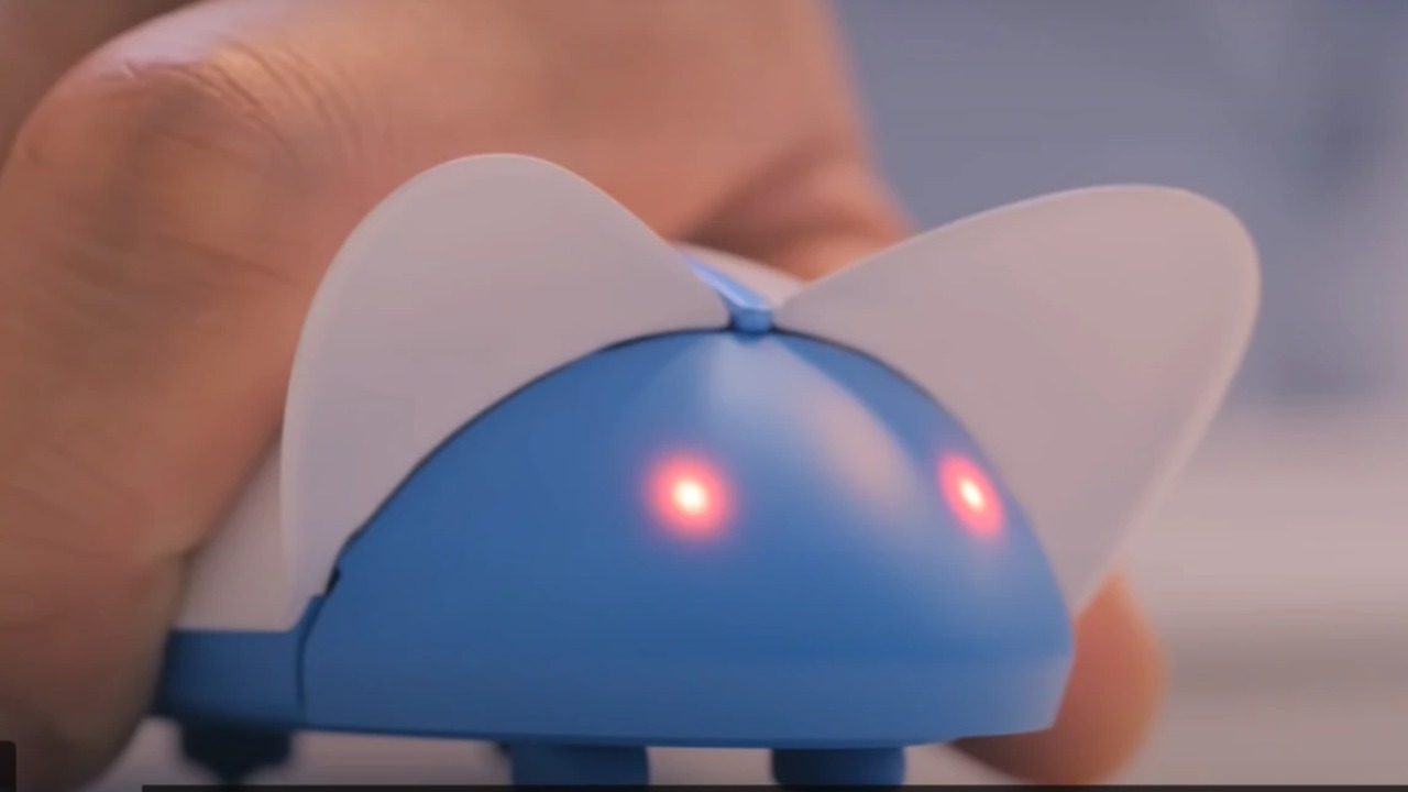 Samsung New Mouse : ఎక్కువసేపు పనిచేసేవారంటే ఈ మౌస్కు నచ్చదు.. పట్టుకుంటే పారిపోతుంది..! Samsung’s new mouse will run away if you start working too much