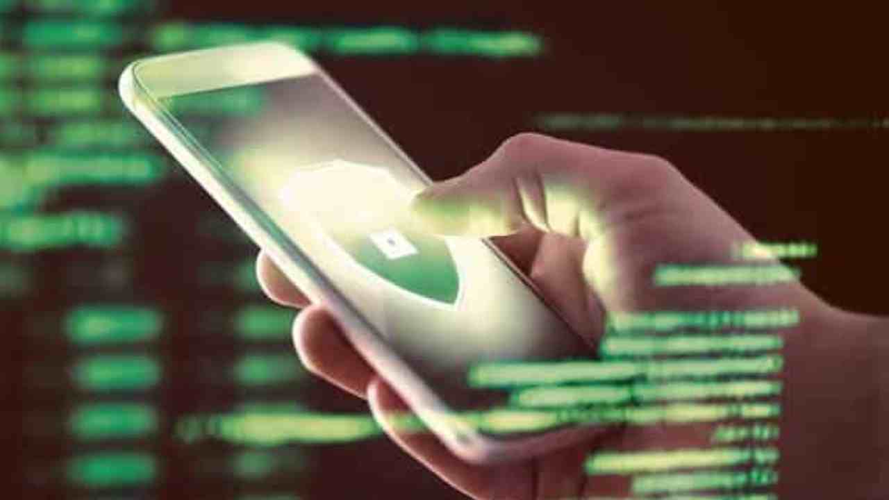 Indian Government Advisory: స్మార్ట్ ఫోన్ వినియోగదారులకు కేంద్రం కీలక సూచనలు.. వీటిని తప్పనిసరిగా పాటించాలి.. . Indian Government Advisory: స్మార్ట్ ఫోన్ వినియోగదారులకు కేంద్రం కీలక సూచనలు.. వీటిని తప్పనిసరిగా పాటించాలి.. .