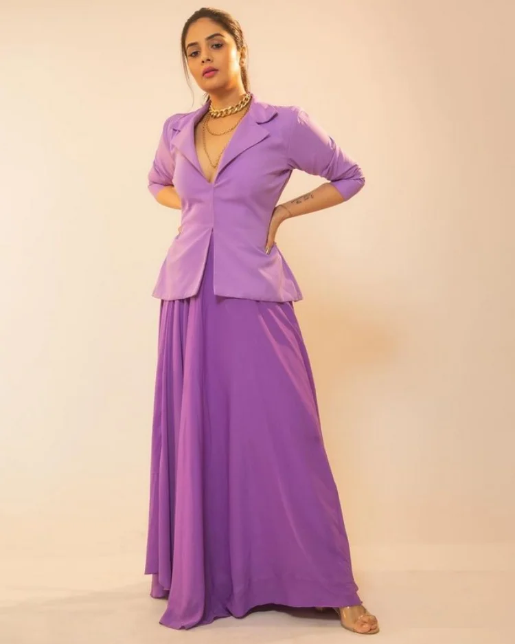 Sreemukhi Pics In Purple Dress Goes Viral