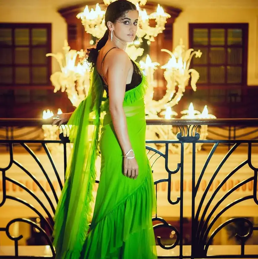 Taapsee Pannu Sizzles In Green Saree