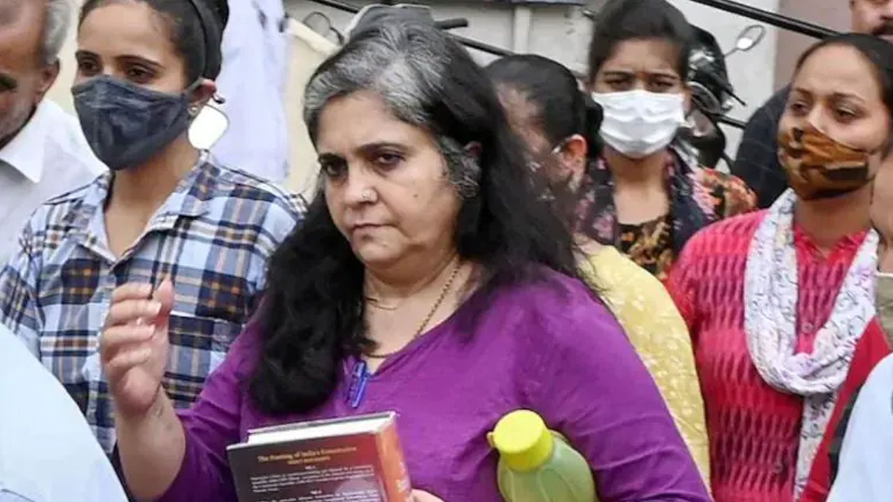 2002 Gujarat riots case: తీస్తా సెతల్వాద్కు బెయిల్ మంజూరు చేసిన సుప్రీం 2002 Gujarat riots case: తీస్తా సెతల్వాద్కు బెయిల్ మంజూరు చేసిన సుప్రీం