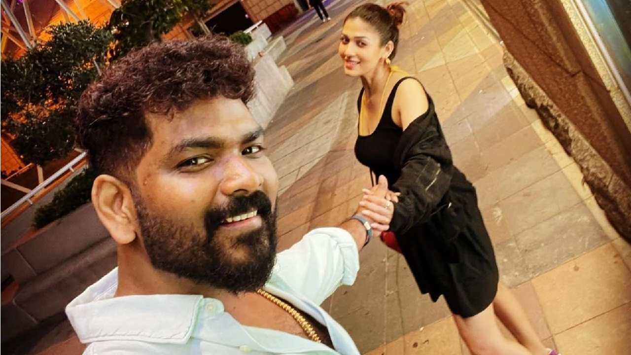 Nayanthara: “నయనతార” సౌత్ ఇండియా కాబట్టే పెళ్లి చేసుకున్నా.. డైరెక్టర్ విగ్నేశ్ శివన్ షాకింగ్ కామెంట్స్! Nayanthara: “నయనతార” సౌత్ ఇండియా కాబట్టే పెళ్లి చేసుకున్నా.. డైరెక్టర్ విగ్నేశ్ శివన్ షాకింగ్ కామెంట్స్!