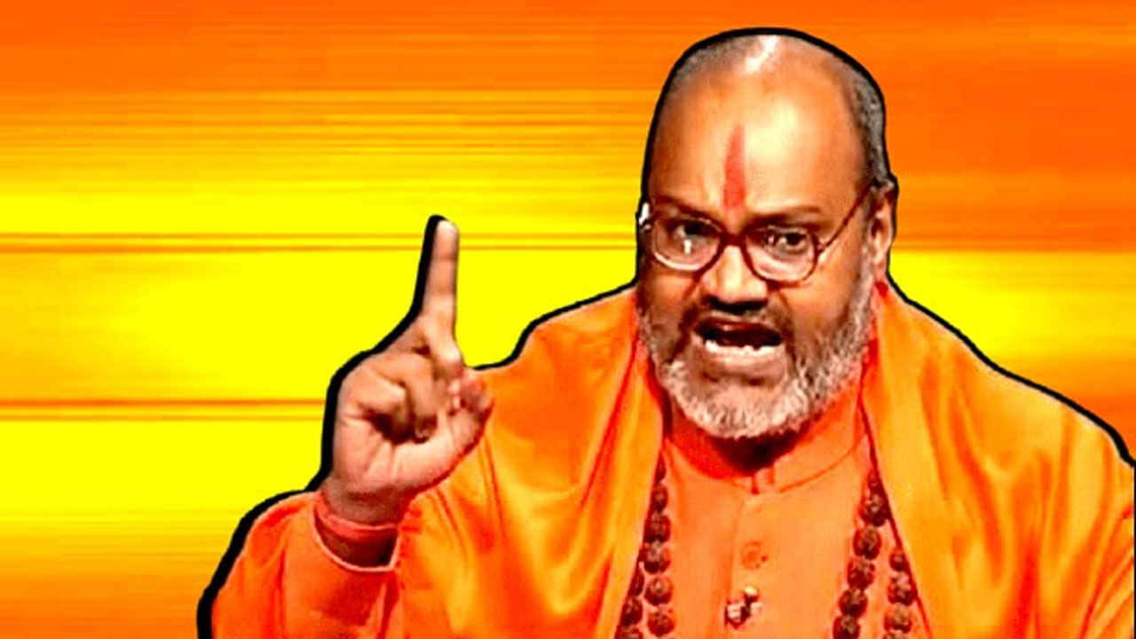 Hate Speech: ముస్లింలు లక్ష్యంగా మరోసారి వివాదాస్పద వ్యాఖ్యలు చేసిన యతి నర్సింగానంద్ Hate Speech: ముస్లింలు లక్ష్యంగా మరోసారి వివాదాస్పద వ్యాఖ్యలు చేసిన యతి నర్సింగానంద్