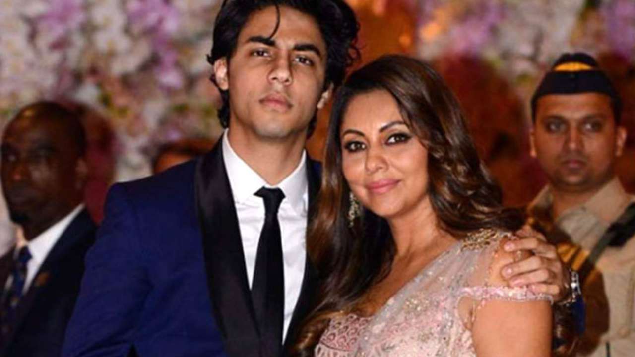 Gauri Khan : కొడుకు డ్రగ్స్ కేసుపై మొదటిసారి స్పందించిన షారుఖ్ భార్య.. Gauri Khan : కొడుకు డ్రగ్స్ కేసుపై మొదటిసారి స్పందించిన షారుఖ్ భార్య..