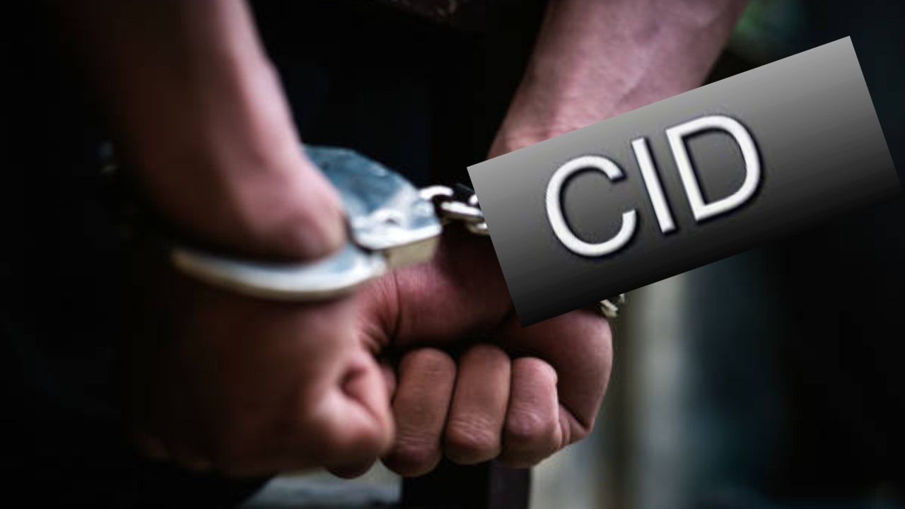 journalist Arrested : 73 ఏళ్ల సీనియర్ జర్నలిస్టు అంకబాబును అరెస్ట్ చేసిన సీఐడీ అధికారులు journalist Arrested : 73 ఏళ్ల సీనియర్ జర్నలిస్టు అంకబాబును అరెస్ట్ చేసిన సీఐడీ అధికారులు