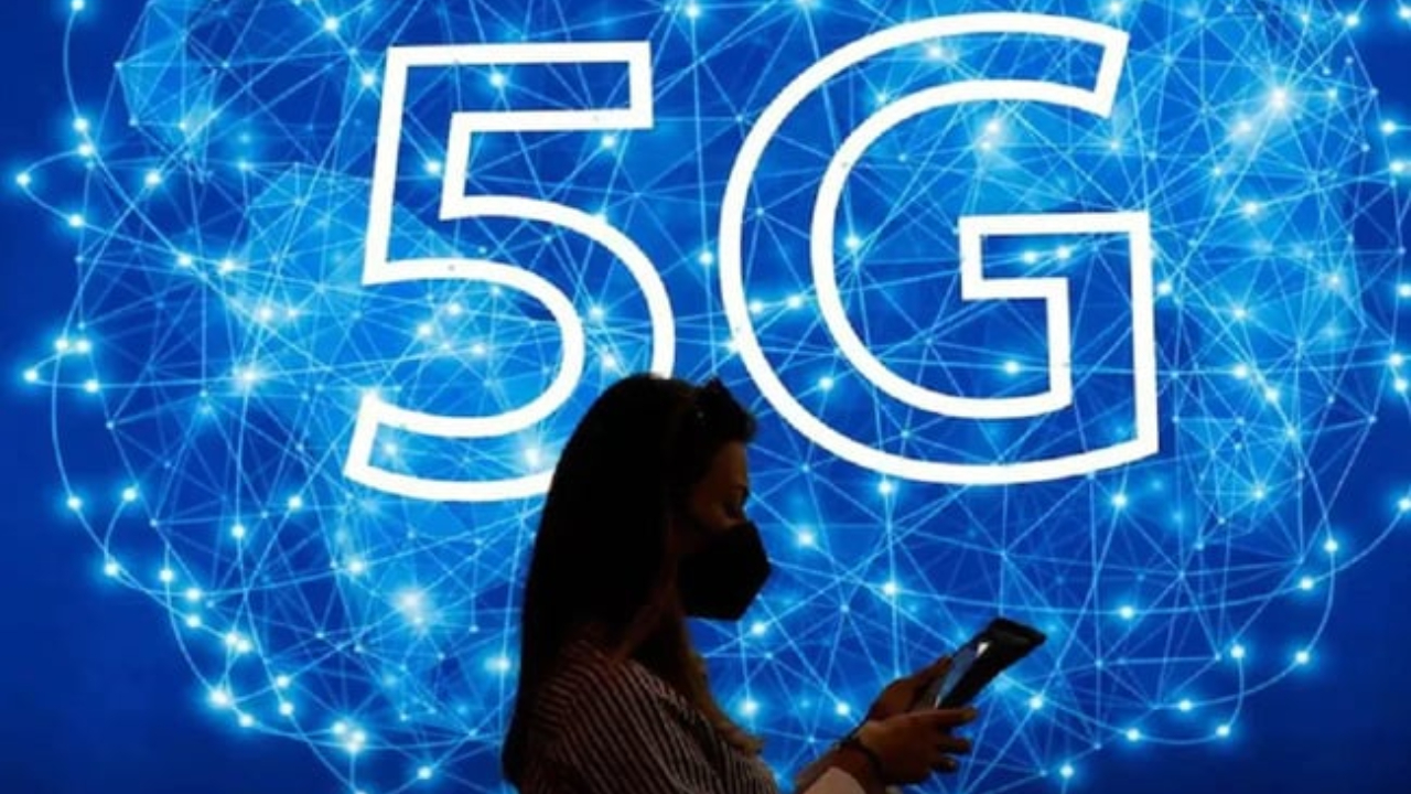 PM Modi To Launch 5G: నేడు 5జీ సేవలను ప్రారంభించనున్న ప్రధాని మోదీ.. తొలుత ఎంపిక చేసిన నగరాల్లో అందుబాటులోకి.. PM Modi To Launch 5G: నేడు 5జీ సేవలను ప్రారంభించనున్న ప్రధాని మోదీ.. తొలుత ఎంపిక చేసిన నగరాల్లో అందుబాటులోకి..