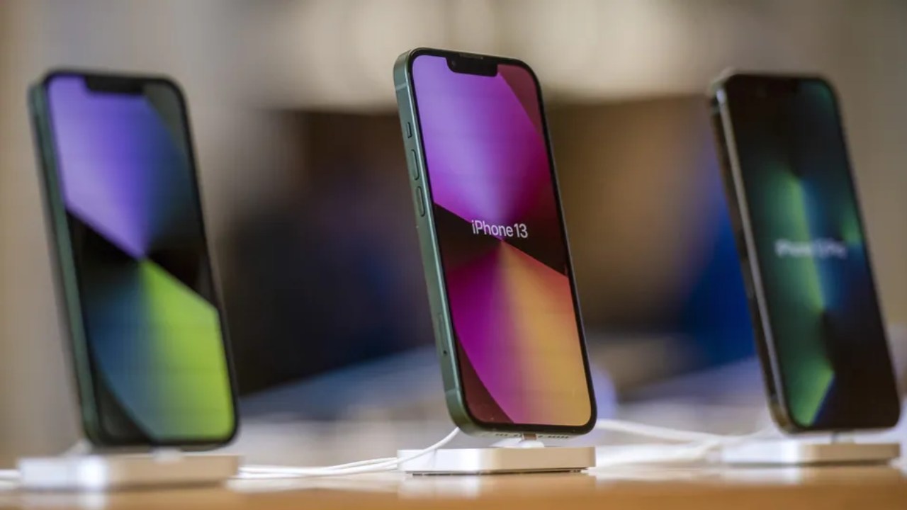 Apple iPhone 13 : అమెజాన్, ఫ్లిప్కార్ట్, ఆపిల్ స్టోర్లలో ఐఫోన్ 13పై బెస్ట్ ఆఫర్లు ఇవే.. త్వరపడండి..! Apple iPhone 13 : అమెజాన్, ఫ్లిప్కార్ట్, ఆపిల్ స్టోర్లలో ఐఫోన్ 13పై బెస్ట్ ఆఫర్లు ఇవే.. త్వరపడండి..!
