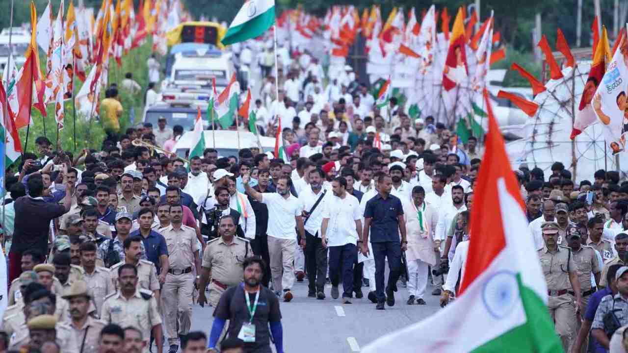 Bharat Jodo Yatra: కర్ణాటకలో ఉత్సాహంగా కొనసాగుతున్న రాహుల్ గాంధీ భారత్ జోడో యాత్ర (ఫొటో గ్యాలరీ)