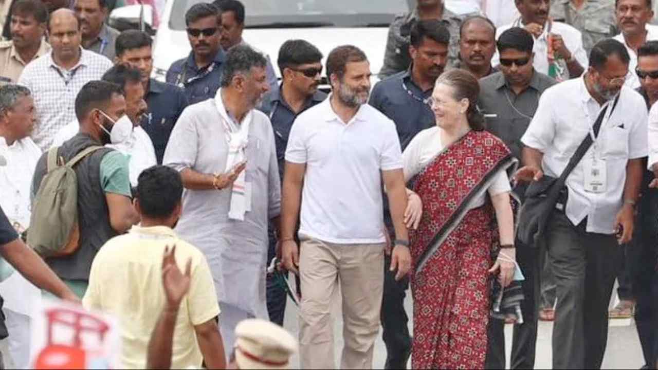 Bharath Jodo Yatra: భారత్ జోడో యాత్రలో పాల్గొన్న సోనియాగాంధీ.. ఫొటో గ్యాలరీ