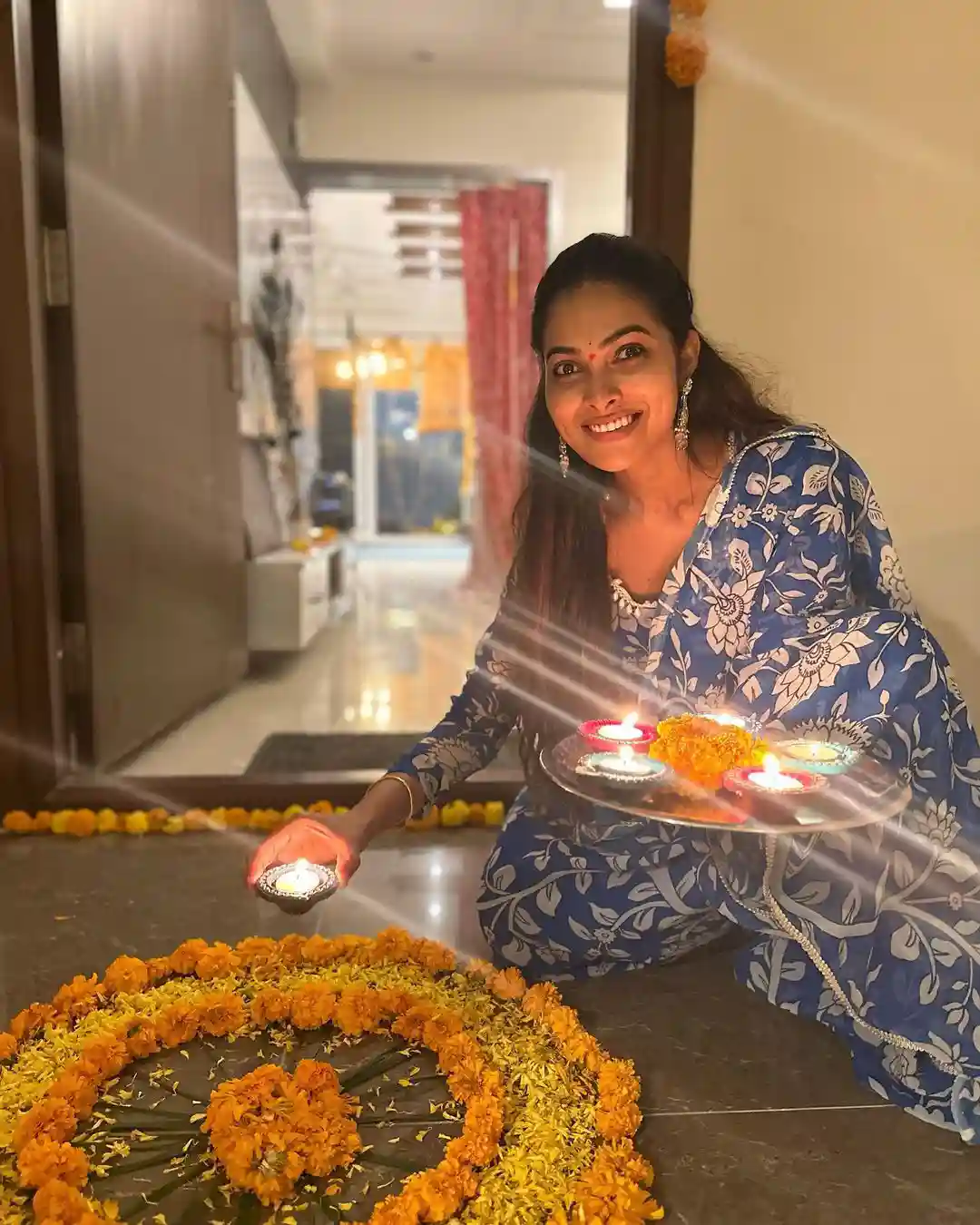 BiggBoss Divi Diwali Celebration Pics
