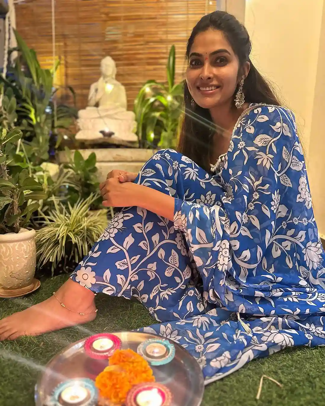 BiggBoss Divi Diwali Celebration Pics
