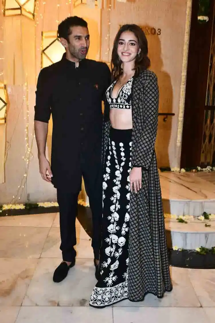 Bollywood Celebrities At Manish Malhotra Diwali Party