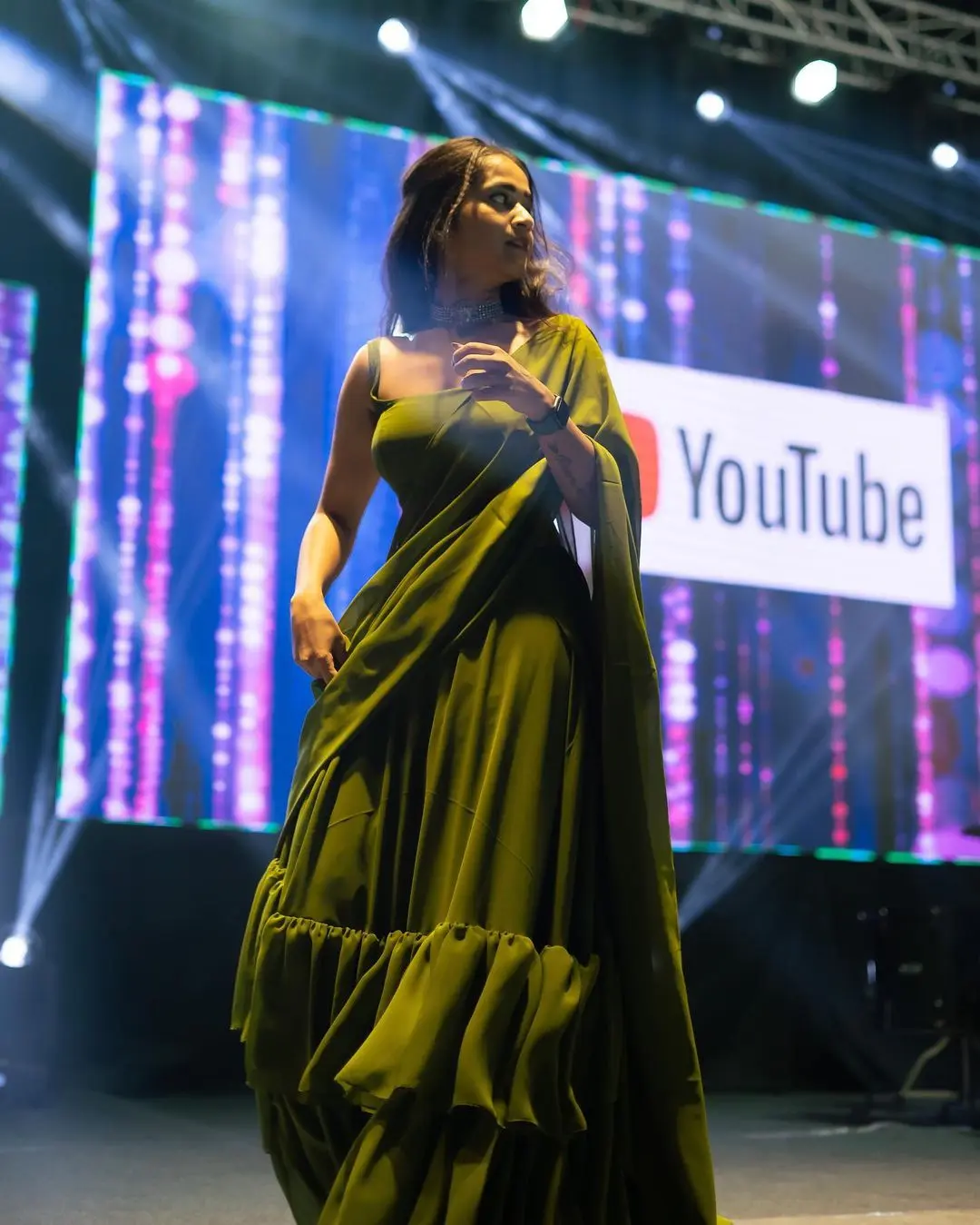 Deepthi Sunaina Shines in Green Saree at Youtube Creators Day in Vizag 