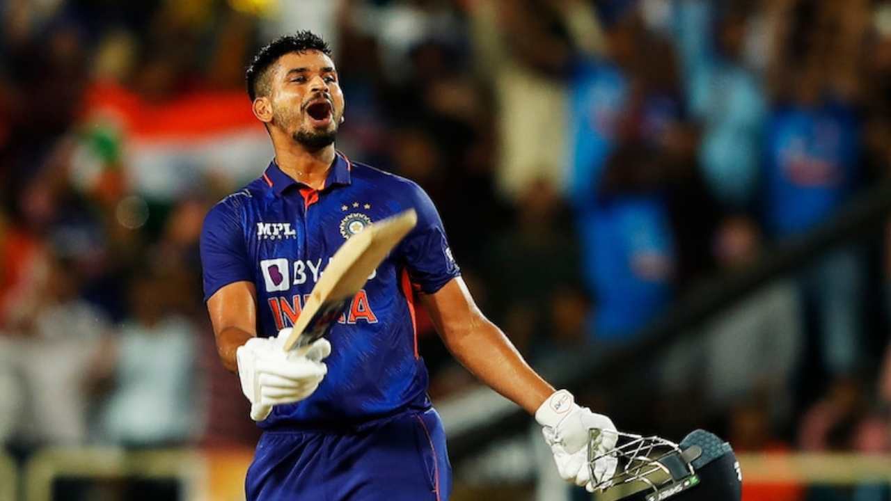 Ind vs Sa: రెండో వన్డేలో సౌతాఫ్రికాపై భారత్ ఘన విజయం.. సెంచరీ సాధించిన శ్రేయస్ అయ్యర్ Ind vs Sa: రెండో వన్డేలో సౌతాఫ్రికాపై భారత్ ఘన విజయం.. సెంచరీ సాధించిన శ్రేయస్ అయ్యర్