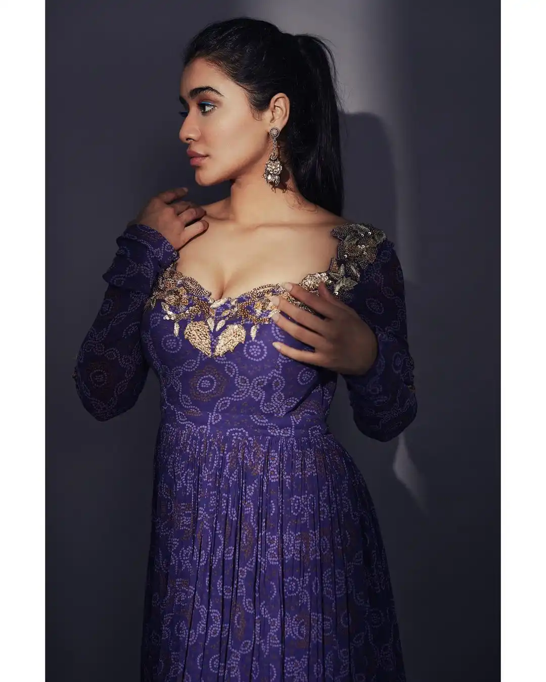 Ketika Sharma awesome Photo shoot in Blue Dress