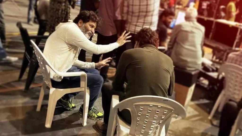 Mahesh Babu Trivikram Movie Did Not Stop For This Reason