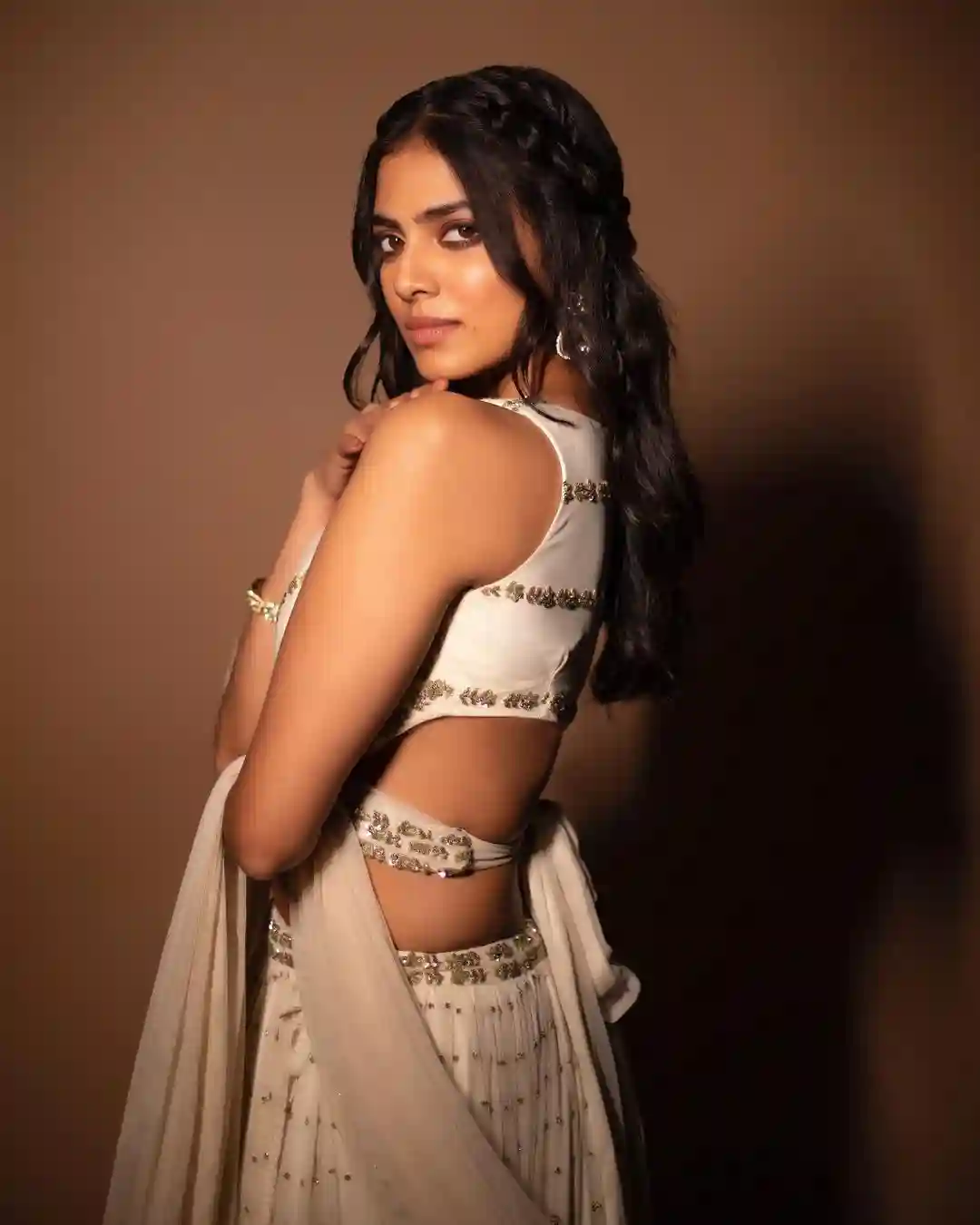 Malavika Mohanan Trends With Her New Hot Pics