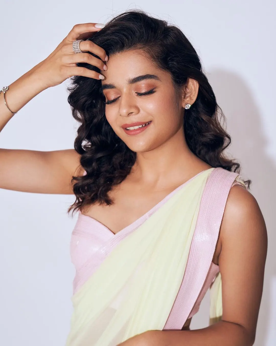 Mithila Palkar Shines in Saree