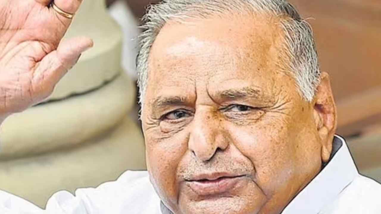 Mulayam Singh Yadav Death: మూడు సార్లు ఉత్తరప్రదేశ్ సీఎంగా పనిచేసిన ములాయం సింగ్ యాదవ్.. రాజకీయ ప్రస్థానం ఇలా.. Mulayam Singh Yadav Death: మూడు సార్లు ఉత్తరప్రదేశ్ సీఎంగా పనిచేసిన ములాయం సింగ్ యాదవ్.. రాజకీయ ప్రస్థానం ఇలా..