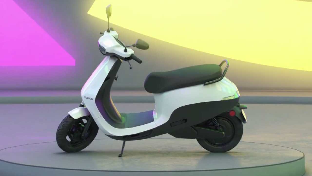 Ola S1 Air: ఓలా నుంచి ఎస్1 ఎయిర్ పేరుతో మరో ఎలక్ట్రిక్ స్కూటర్… ధర రూ.79,999.. వచ్చే ఏడాదే మార్కెట్లోకి Ola S1 Air: ఓలా నుంచి ఎస్1 ఎయిర్ పేరుతో మరో ఎలక్ట్రిక్ స్కూటర్… ధర రూ.79,999.. వచ్చే ఏడాదే మార్కెట్లోకి