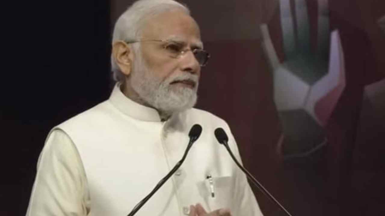 5G Services Launch : 5జీ సేవలను ప్రారంభించిన ప్రధాని మోదీ.. 13 నగరాల్లో అందుబాటులోకి 5G Services Launch : 5జీ సేవలను ప్రారంభించిన ప్రధాని మోదీ.. 13 నగరాల్లో అందుబాటులోకి