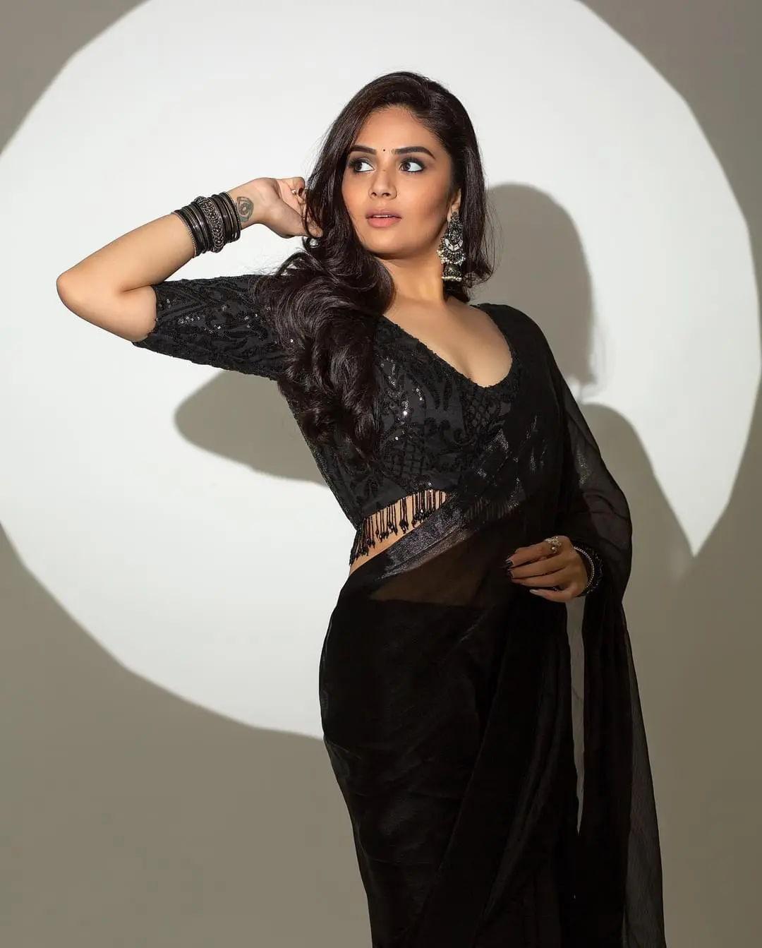 Sreemukh Stunning In Black Saree