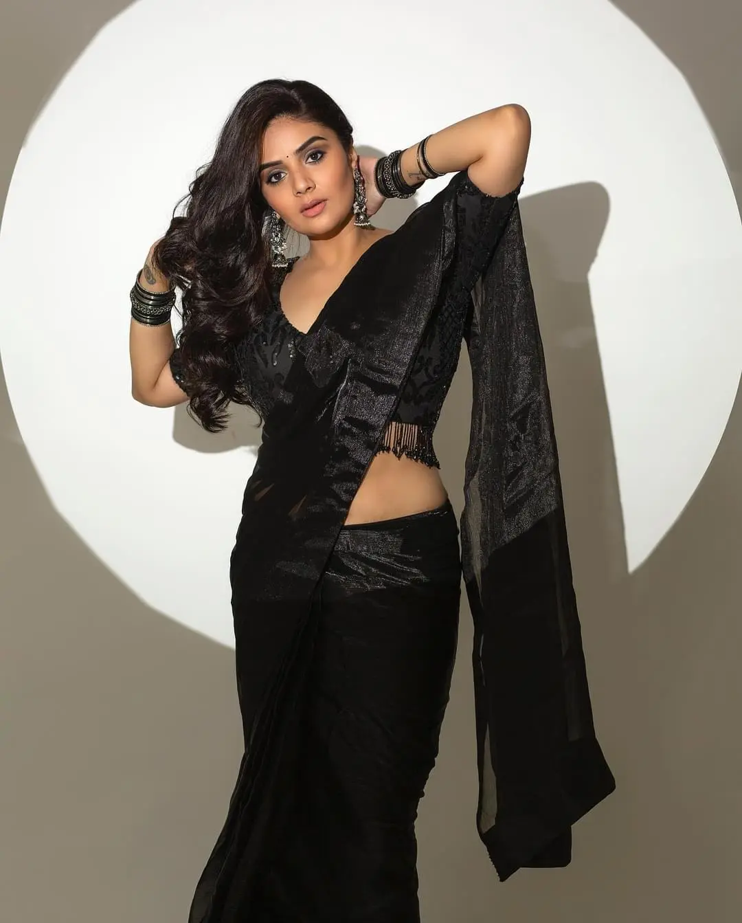Sreemukh Stunning In Black Saree