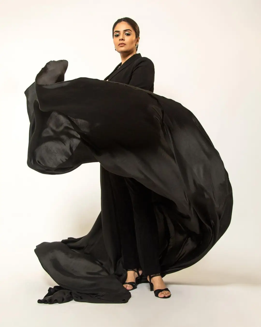 Sreemukhi Cleavage Show In Black Dress