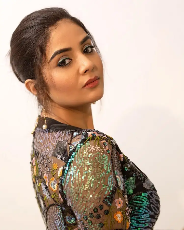 Sreemukhi Kills With Her Looks