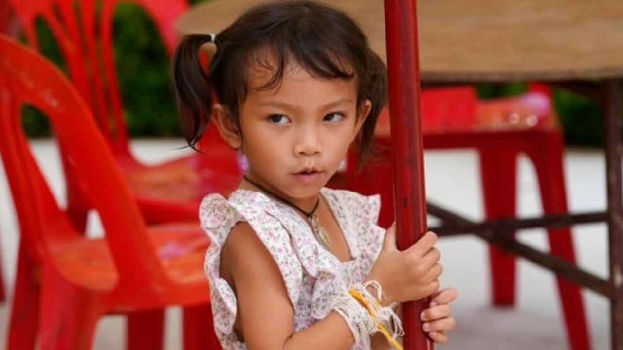 Thailand Daycare Centre Shooting: నిద్రపోయి ప్రాణాలు దక్కించుకున్న చిన్నారి..! ఆత్మలే తన కుమార్తెను రక్షించాయన్న తల్లి.. Thailand Daycare Centre Shooting: నిద్రపోయి ప్రాణాలు దక్కించుకున్న చిన్నారి..! ఆత్మలే తన కుమార్తెను రక్షించాయన్న తల్లి..
