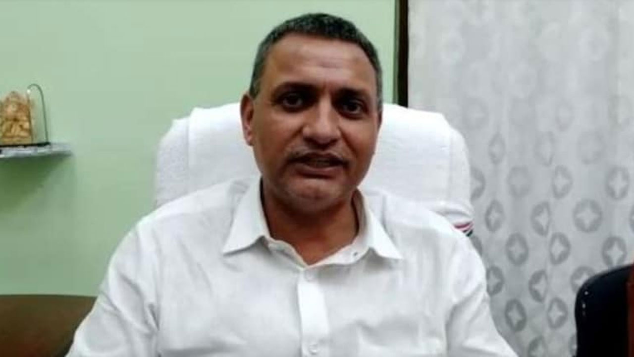 Sudhakar Singh: రైతులకు న్యాయం జరగడం లేదంటూ వ్యవసాయ శాఖ మంత్రి రాజీనామా Sudhakar Singh: రైతులకు న్యాయం జరగడం లేదంటూ వ్యవసాయ శాఖ మంత్రి రాజీనామా