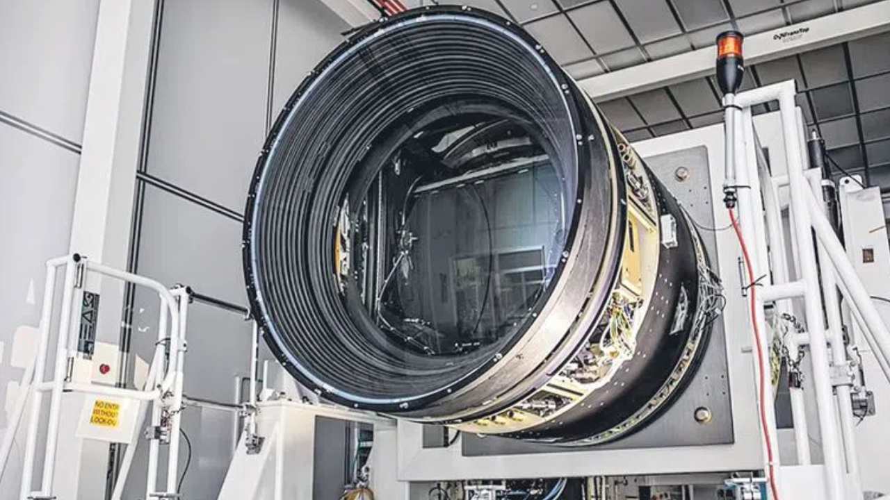 World’s Largest Camera : ప్రపంచంలోనే అతి పెద్ద కెమెరా.. 25 కి.మీ దూరంలోని గోల్ఫ్ బంతి స్పష్టంగా గుర్తింపు World’s Largest Camera : ప్రపంచంలోనే అతి పెద్ద కెమెరా.. 25 కి.మీ దూరంలోని గోల్ఫ్ బంతి స్పష్టంగా గుర్తింపు