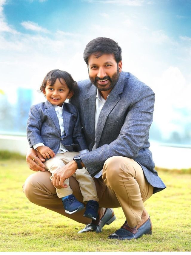 >హీరో గోపీచంద్ రెండో కొడుకుని చూశారా?