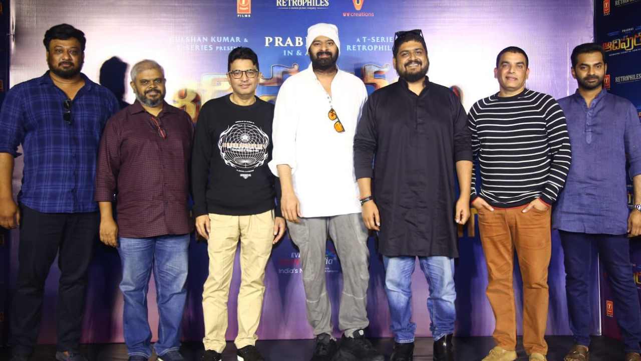 Adipurush 3D teaser Screening Event : ఆదిపురుష్ 3D టీజర్ స్క్రీనింగ్ ఈవెంట్ గ్యాలరీ