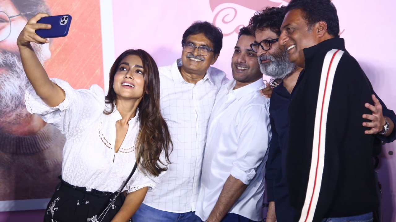 Nuvve Nuvve 20 Years Celebrations : నువ్వే నువ్వే సినిమా 20 ఏళ్ళ సెలబ్రేషన్స్