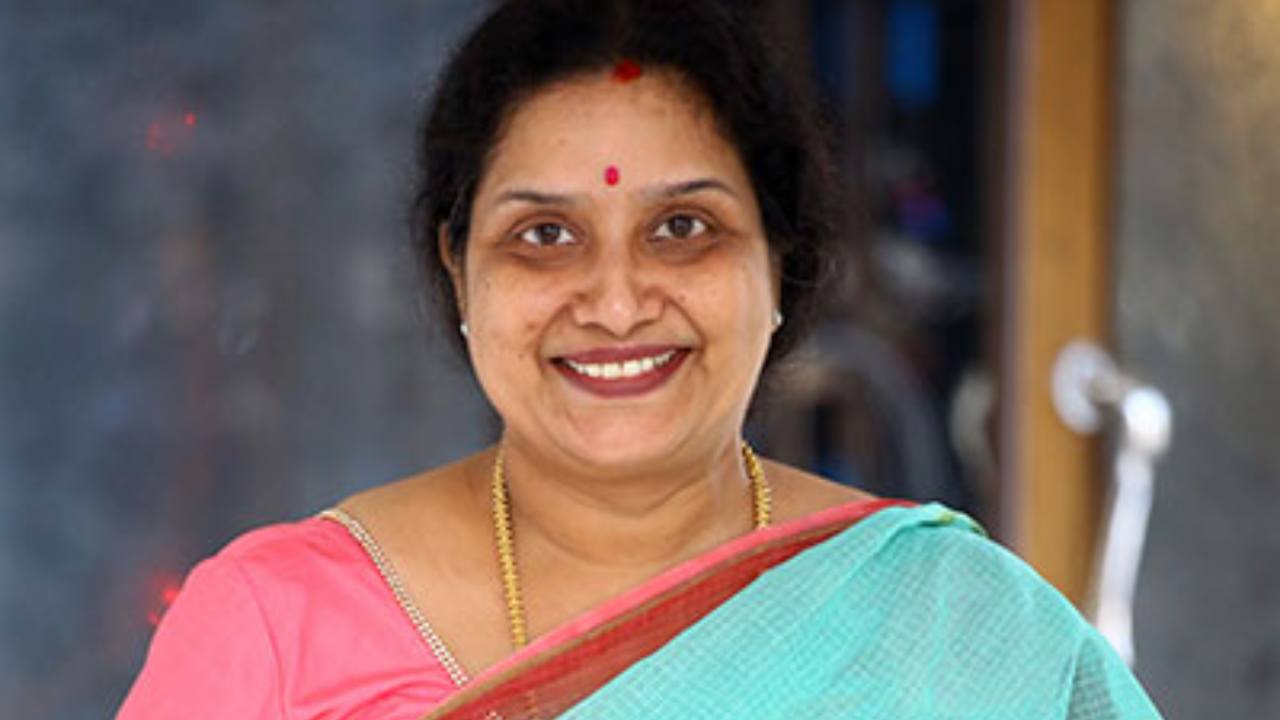 Artist Tulasi : ఆస్తి మొత్తం పోయింది.. బాగా తిడితే సాయిబాబా నాకు కొడుకుగా పుట్టాడు.. Artist Tulasi : ఆస్తి మొత్తం పోయింది.. బాగా తిడితే సాయిబాబా నాకు కొడుకుగా పుట్టాడు..