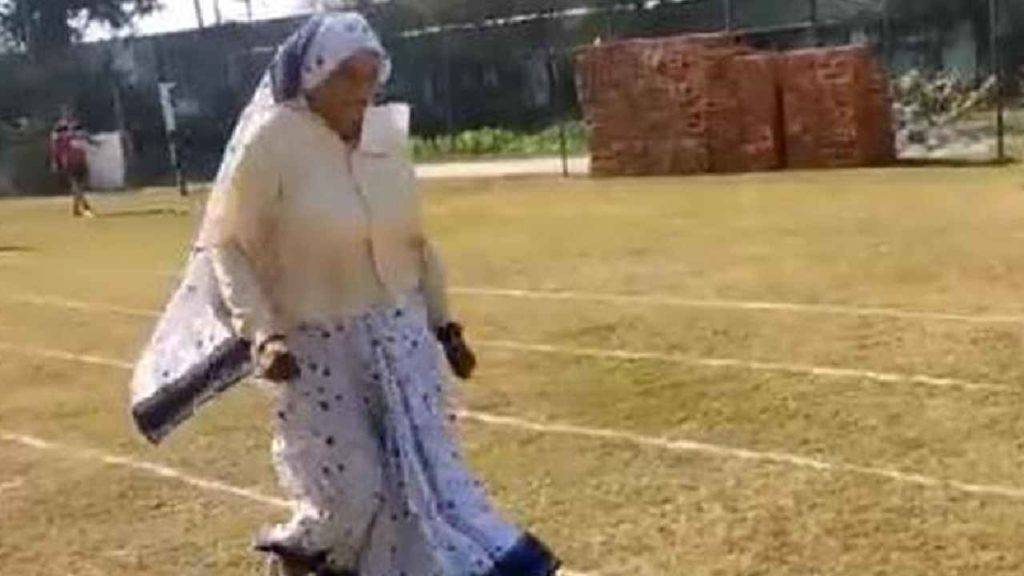 80 Year Old Woman Race