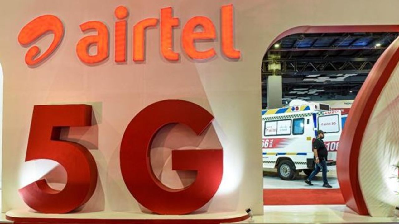 Airtel 5G Plus Services : బెంగళూరు ఎయిర్పోర్ట్ టెర్మినల్ 2లో ఎయిర్టెల్ 5G ప్లస్ సర్వీసులు.. ఇండియాలో ఇదే ఫస్ట్..! Airtel 5G Plus Services : బెంగళూరు ఎయిర్పోర్ట్ టెర్మినల్ 2లో ఎయిర్టెల్ 5G ప్లస్ సర్వీసులు.. ఇండియాలో ఇదే ఫస్ట్..!